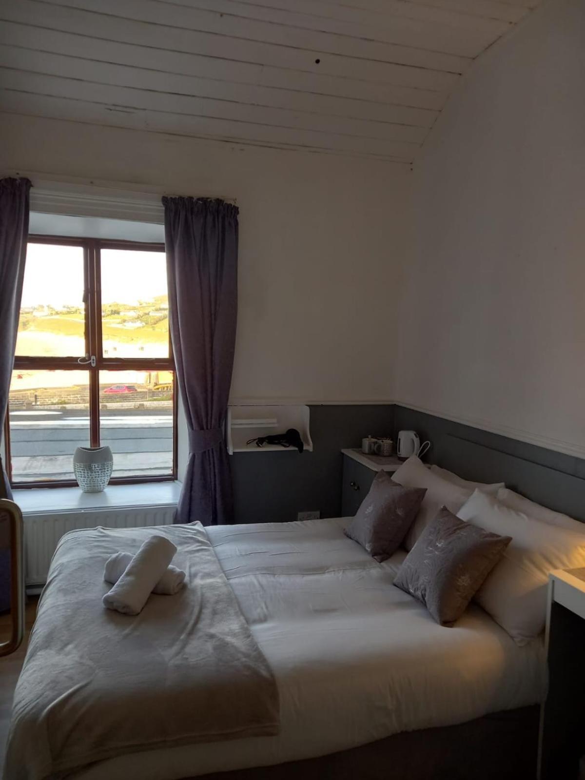 The Strand, Dugort Achill Doogort Екстер'єр фото